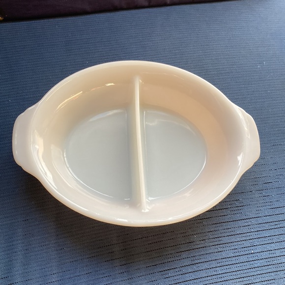 469 Vintage Peach Luster Fire King Divided Dish - Picture 4 of 7